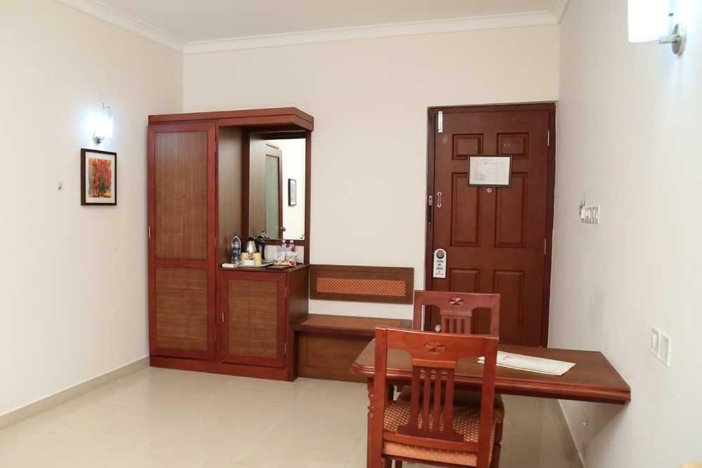 Thrissur Kallada Hotels מראה חיצוני תמונה